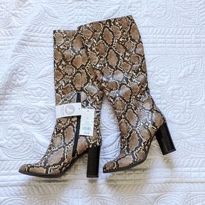 NWT a new day snakeskin boots size 7 heeled tall boots